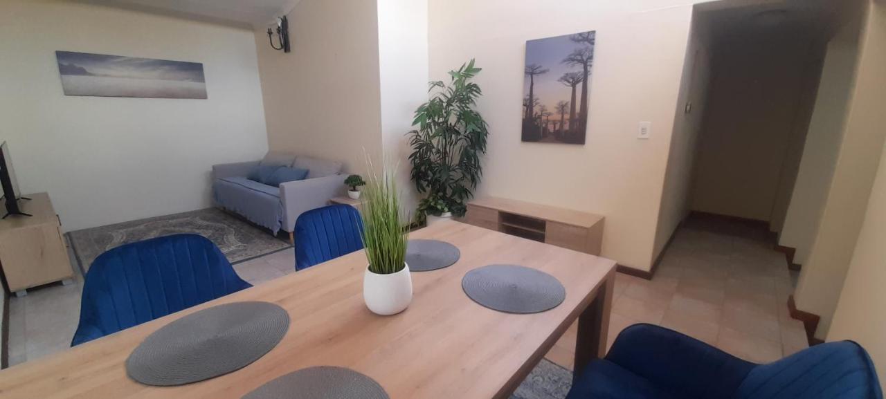 Impala Suite -Entire Unit- 2 Bedroom With 1 Ensuite Bathroom Ladysmith Exterior photo